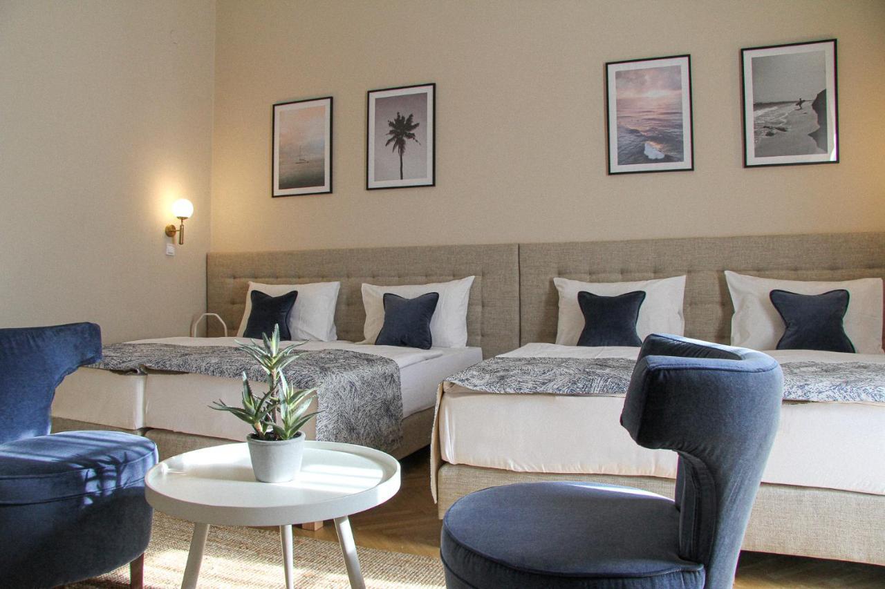 Platan Hotel Siofok Ngoại thất bức ảnh